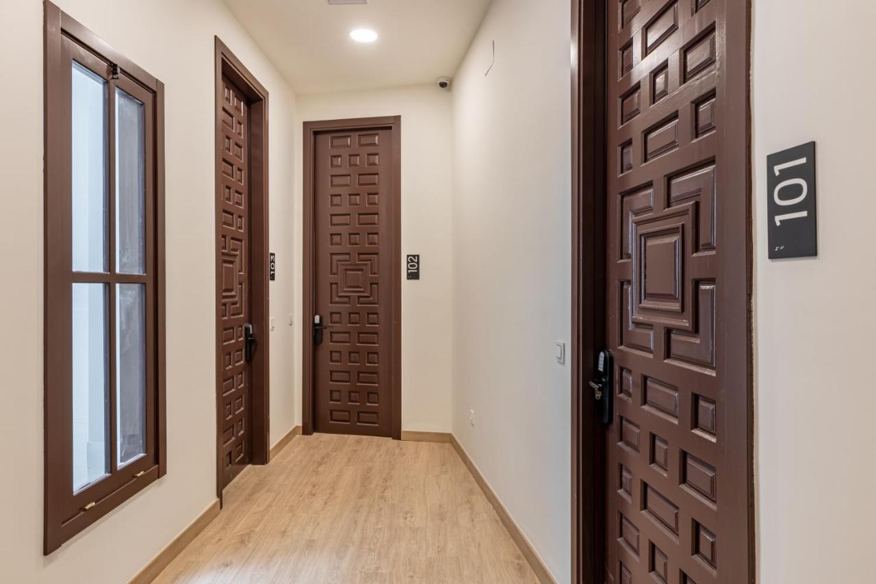 Apartamentos Libere Malaga La Merced 外观 照片