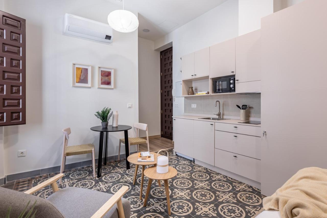 Apartamentos Libere Malaga La Merced 外观 照片